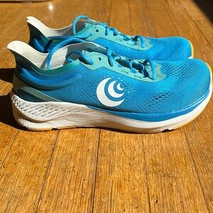 Topo Athletic Cyclone 7.5 women’s